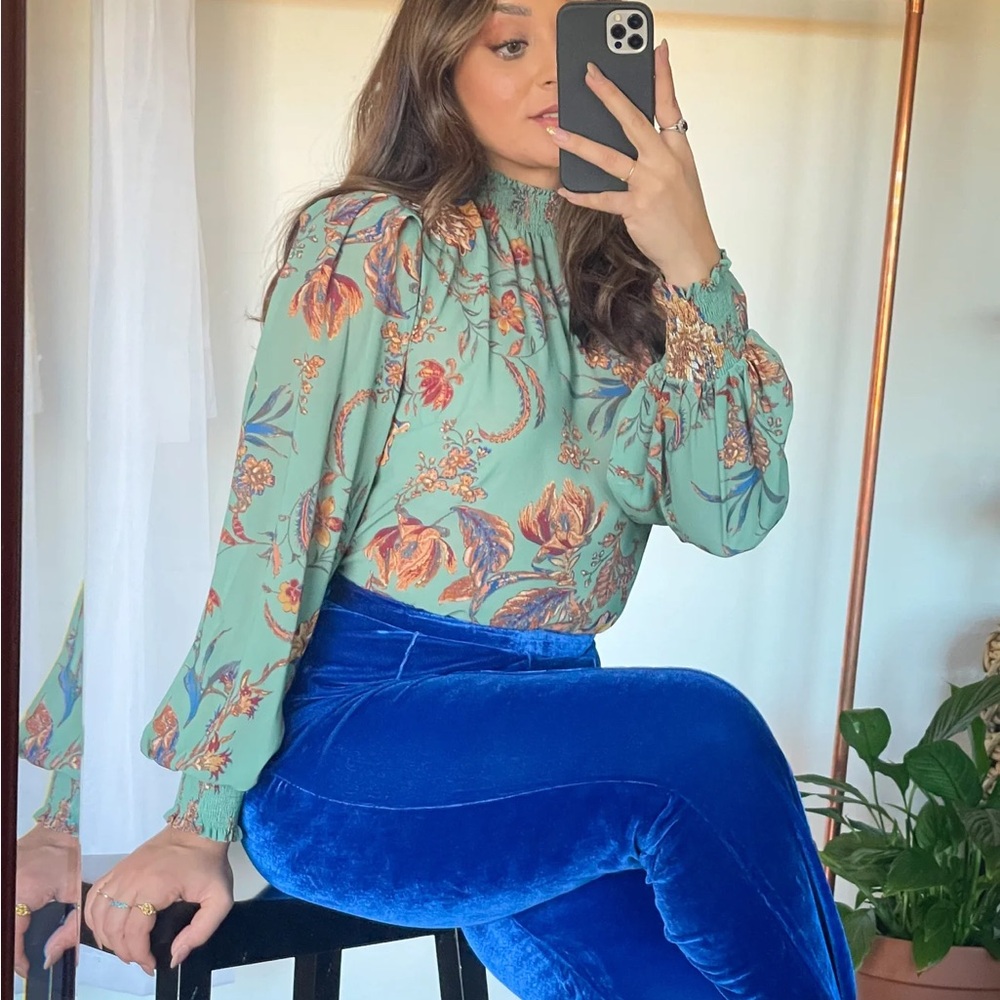 Seafoam Green Floral Long Sleeve Blouse